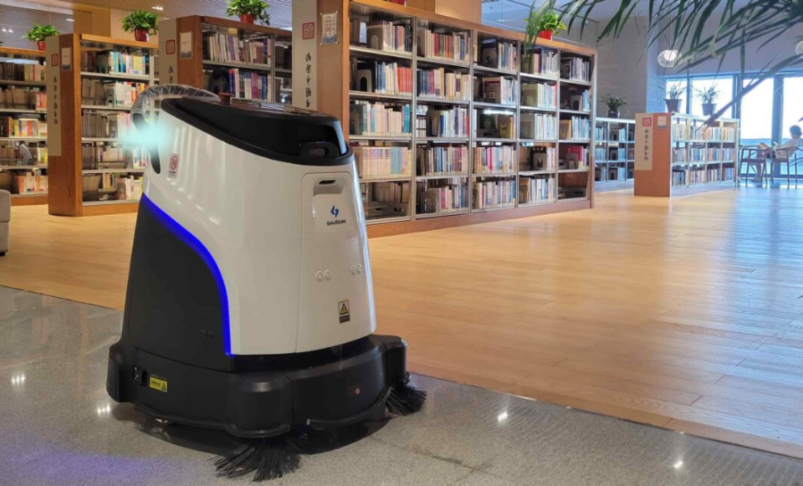 Masa Depan Kebersihan Industri di Indonesia: Mengenal Gausium Cleaning Robot